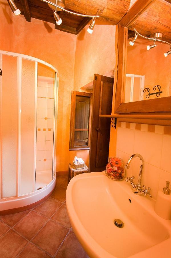 Il Mulino - Beautiful, Family-Friendly Tuscan Villa With Fenced Pool Monterchi Buitenkant foto